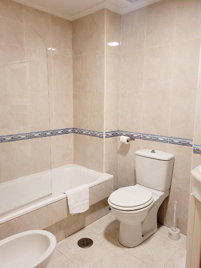 Appartamento Piso con garaje en la entrada del camino portugués San Giacomo di Compostella Esterno foto